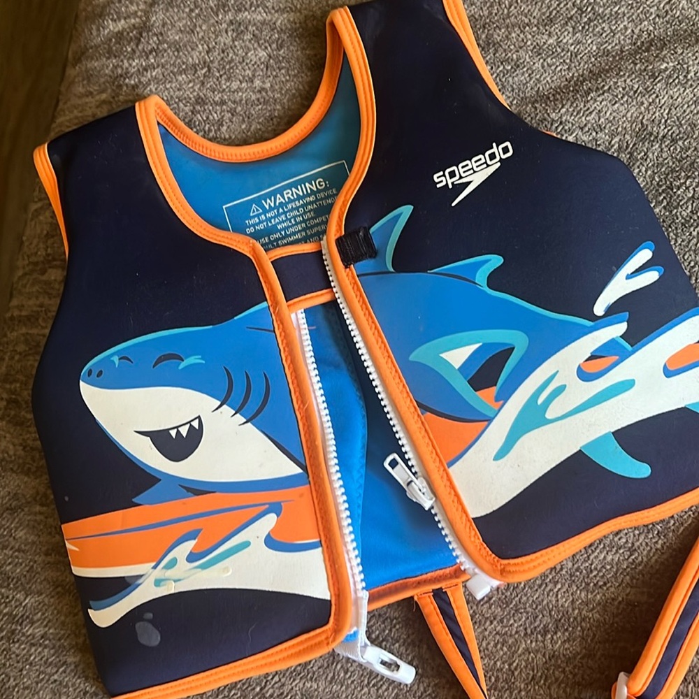 Speedo swim vest
